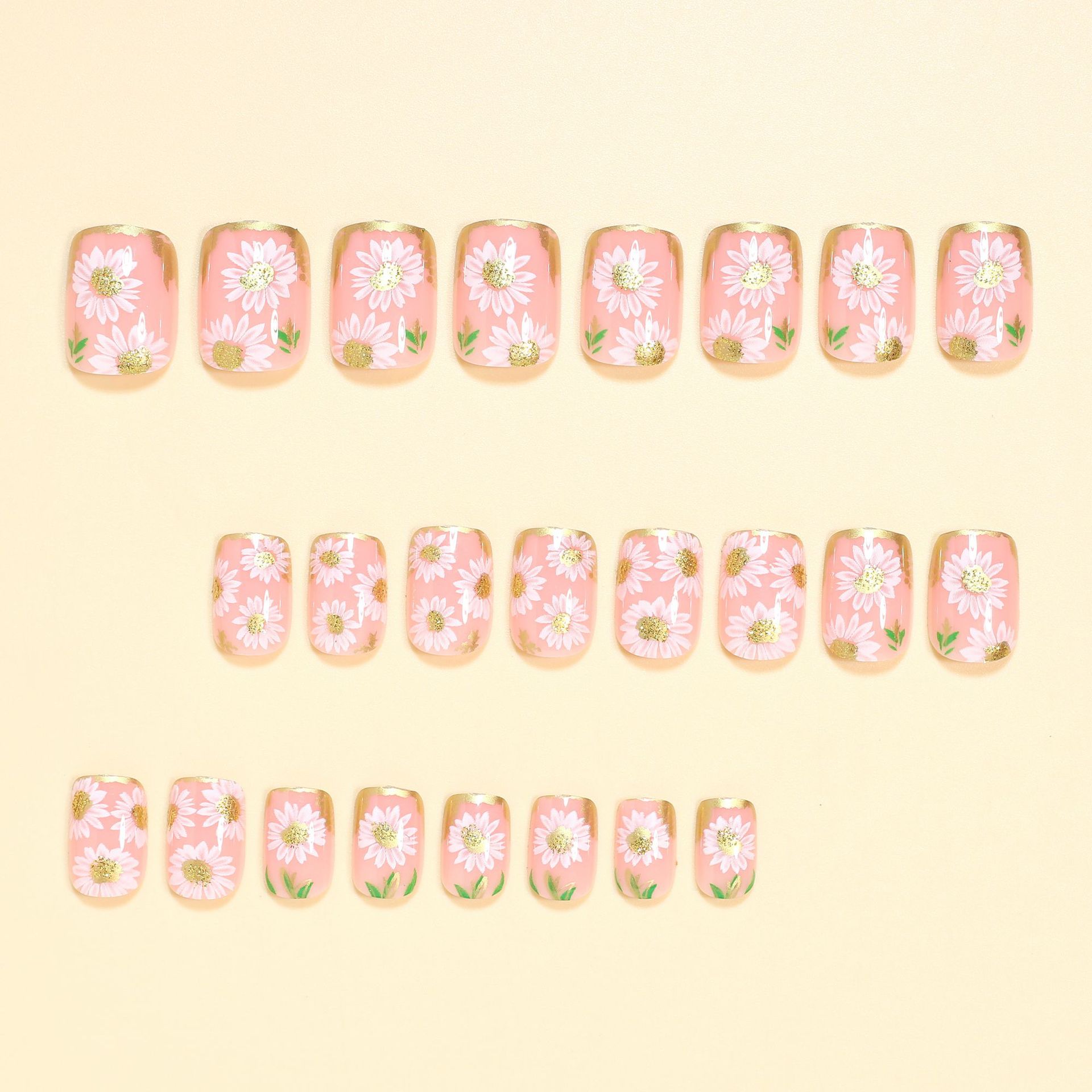 Short Square Fake Nails Golden - Pressed Flower Art 评论和价格